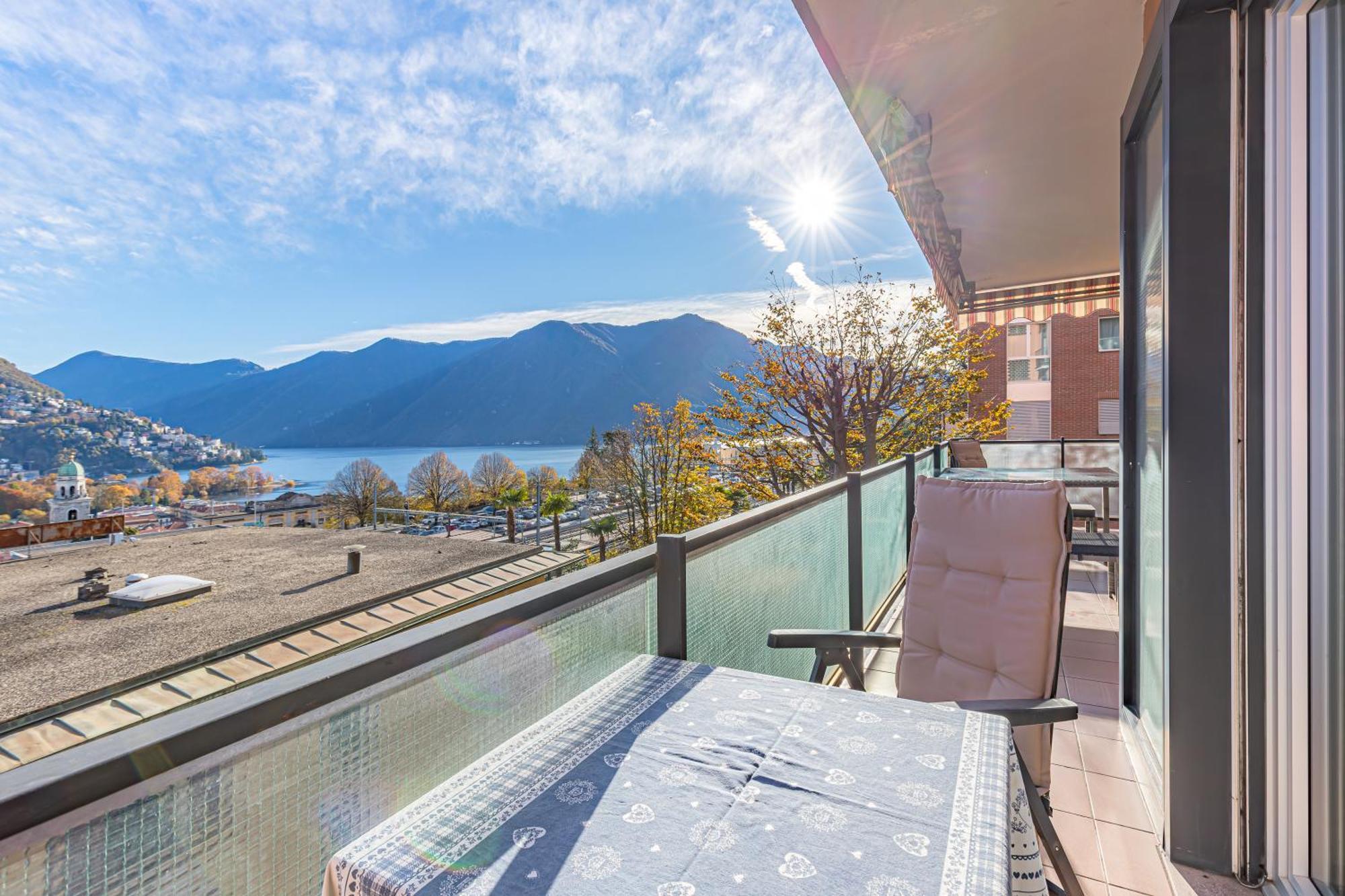 Ferienwohnung Imperial Of Lugano 4 With A Lake View Behind The Station And 10 Min From The Lake Exterior foto